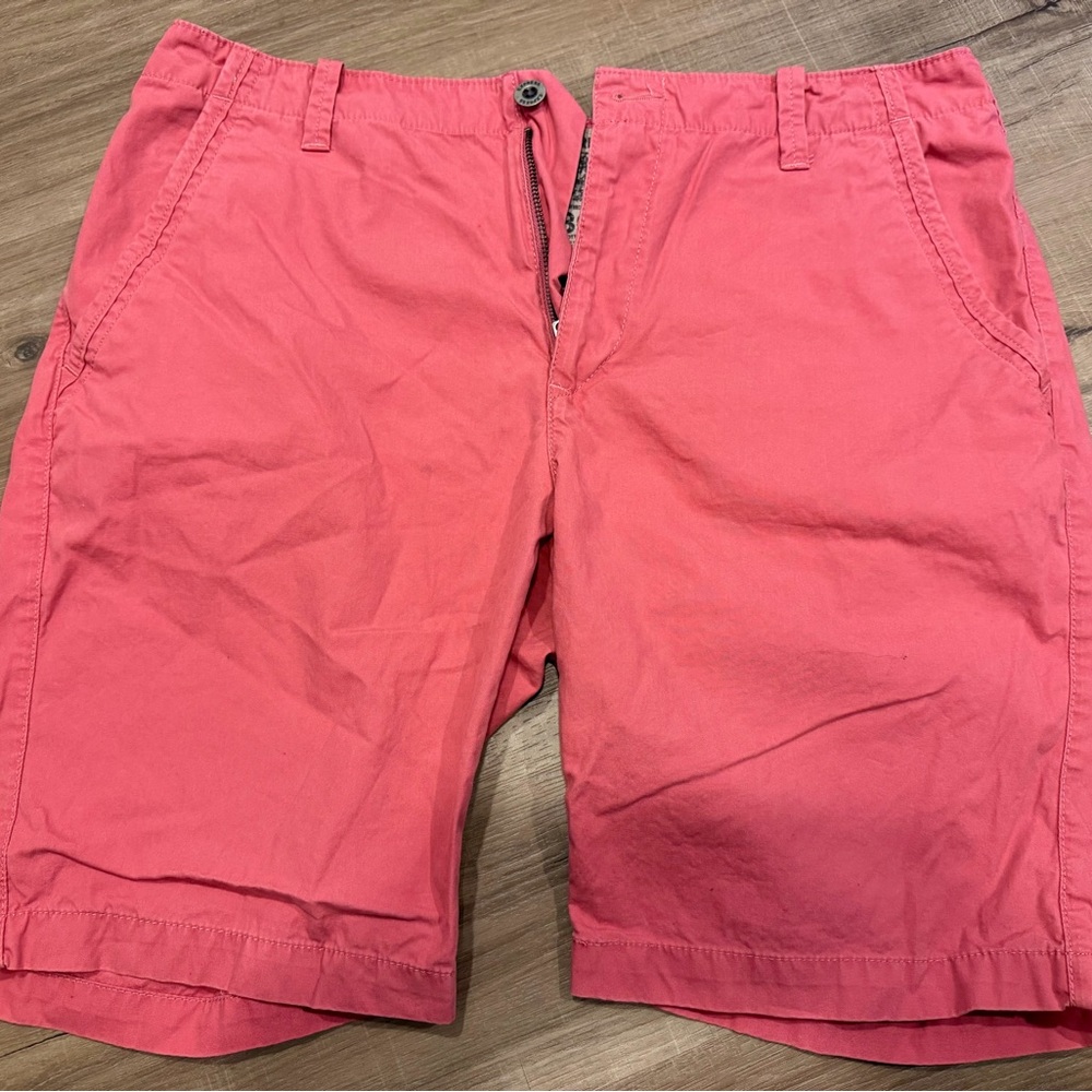 Express Men's Coral-Pink Flat Front Cotton Shorts